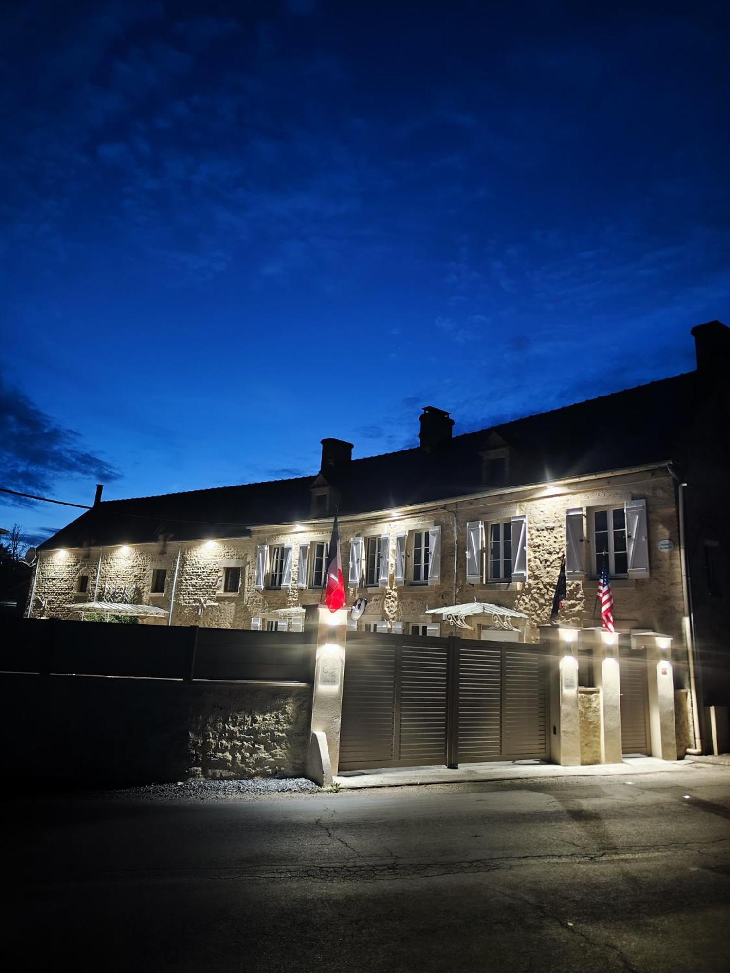La Ferme Aux Chats Formigny Экстерьер фото