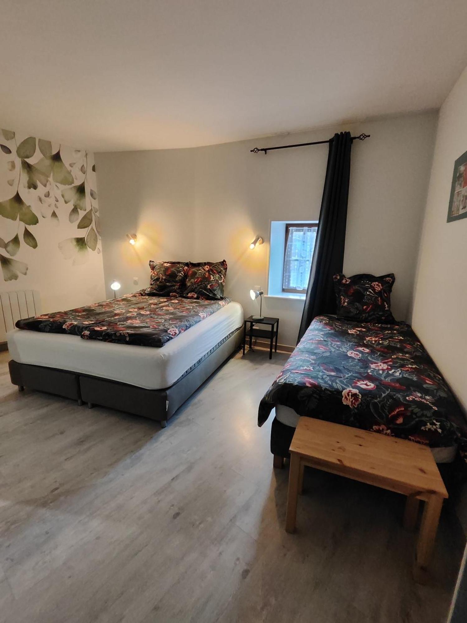 La Ferme Aux Chats Formigny Экстерьер фото